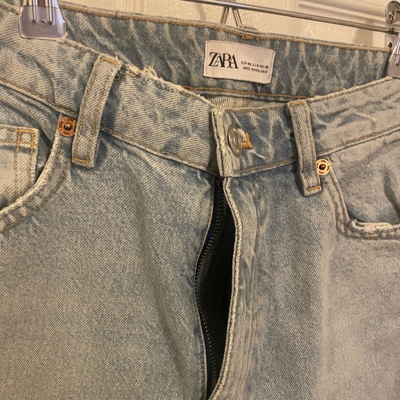 Zara Light Blue Ripped High Rise Jeans - Picture 2 of 4